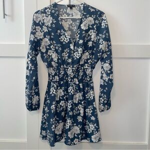 Justify slate Blue Floral Long Sleeve Dress